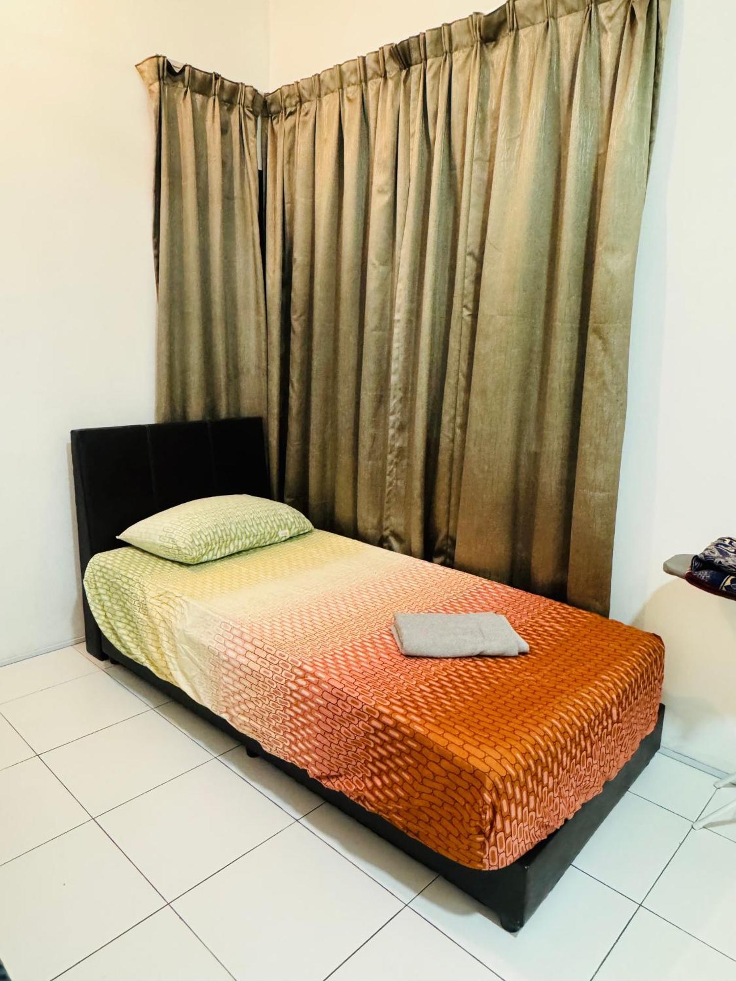 Ayaan Quintet Family Complementary Breakfast Apartment