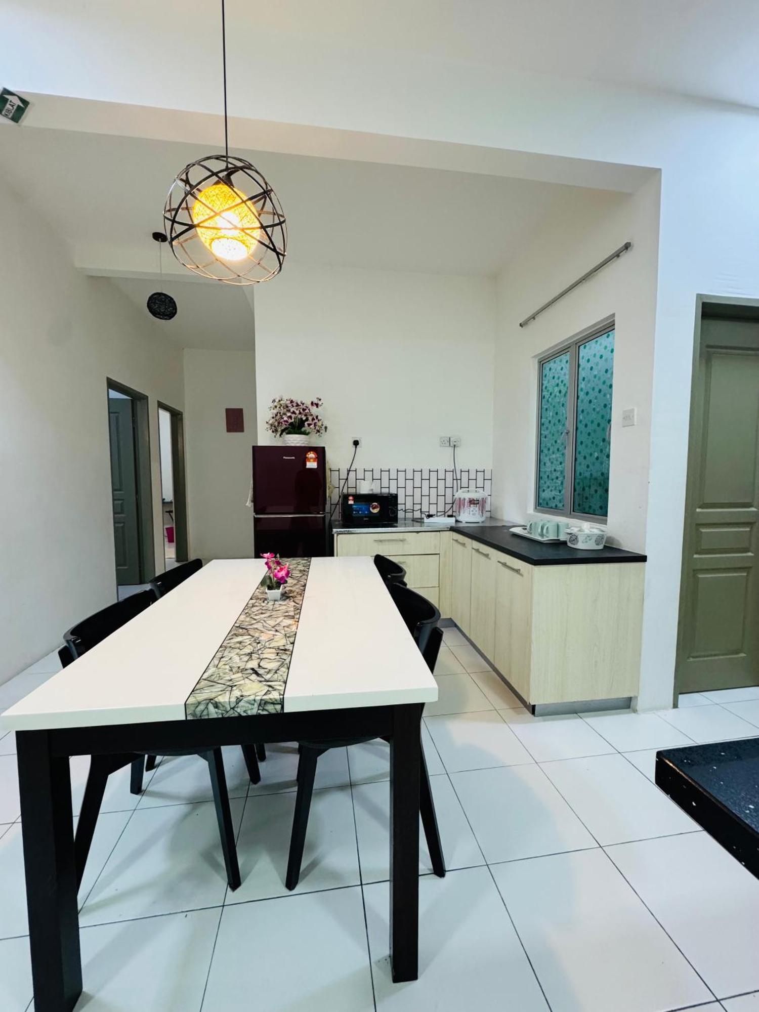 Ayaan Quintet Family Complementary Breakfast Apartment Tanah Rata