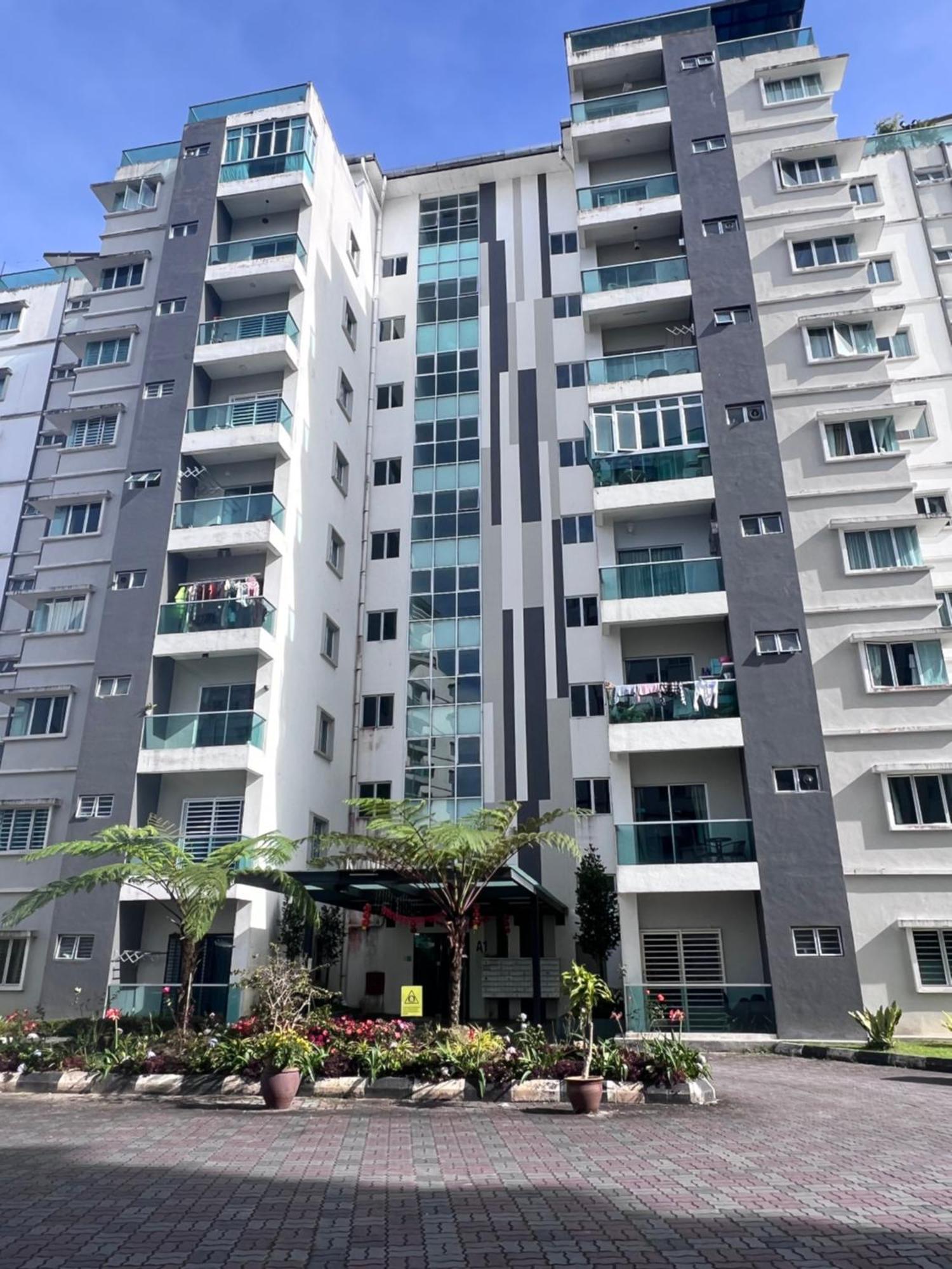 Ayaan Quintet Family Complementary Breakfast Apartment *